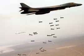 Mỹ bắt đầu trả đũa vụ 3 binh sĩ thiệt mạng, tấn công hơn 85 mục tiêu ở Iraq và Syria