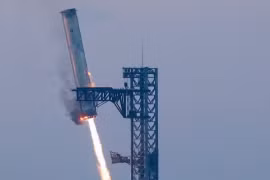 Video kỳ tích SpaceX phóng và thu lại được tên lửa khổng lồ Starship