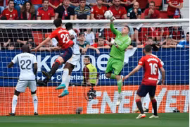 Thắng Osasuna 4-2, Real Madrid bỏ xa các đối thủ tại La Liga
