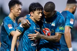 Minh Vương tiếp tục "dành cả thanh xuân" với HAGL