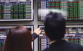 “Như chưa hề có cuộc chia ly”, VN-Index bật tăng vượt mốc 1.200 điểm