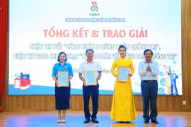 Quảng Trị trao giải cuộc thi viết về công nhân và công đoàn