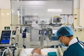 Nhiều trường hợp bị uốn ván vì bị thương và lội nước bẩn sau lũ lụt