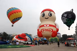 Tuyên Quang tổ chức Lễ hội ánh sáng khinh khí cầu quốc tế năm 2024