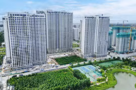 Chiếm lĩnh nguồn cung thị trường, căn hộ chung cư cao cấp tại TP HCM vẫn tiếp tục tăng giá