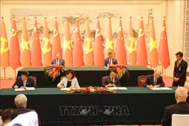 Hội Nhà báo Việt Nam và Hội Nhà báo toàn quốc Trung Quốc kí kết Bản Ghi nhớ về Chương trình trao đổi báo chí – truyền thông giai đoạn 2024 -2029