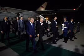 Tổng thống Nga Vladimir Putin đến Azerbaijan trong chuyến thăm cấp nhà nước