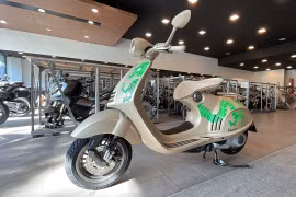 Mẫu xe nhập Italay, Vespa 946 bản Rồng lần đầu tiên xuất hiện tại Việt Nam