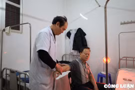 Tấm lòng y đức của người thầy thuốc cựu chiến binh chữa bệnh miễn phí