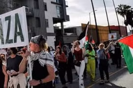 Hàng trăm người ủng hộ Palestine biểu tình bên ngoài lễ trao giải Oscar