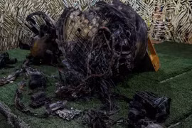 Ukraine kêu gọi đồng minh hỗ trợ đánh chặn tên lửa Oreshnik, đang nghiên cứu các mảnh vỡ
