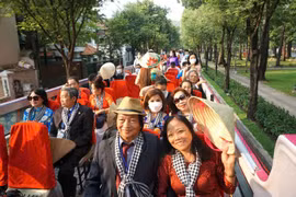 Phổ biến Luật đất đai, Luật căn cước mới cho kiều bào