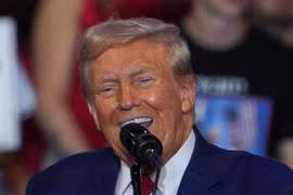 Bản án 'tiền bịt miệng' của ông Trump tiếp tục được hoãn lại đến sau cuộc bầu cử Mỹ