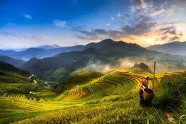Lọt “top” đẹp nhất thế giới, du lịch Việt làm gì để không bỏ lỡ cơ hội?