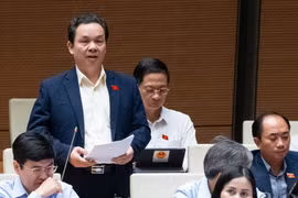 Tháo gỡ điểm nghẽn về thể chế, đẩy mạnh phân cấp, phân quyền cho địa phương