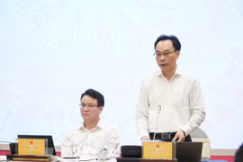 Người tốt nghiệp từ Trường HUBT vẫn sử dụng bằng có chữ ký khô của Hiệu trưởng như bình thường