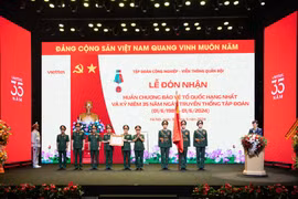 Viettel kỷ niệm 35 năm ngày truyền thống và đón nhận Huân chương Bảo vệ Tổ quốc hạng Nhất