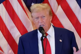 Ông Trump uất ức, thề tiếp tục tranh cử và kêu gọi 'đấu tranh vì nước Mỹ'