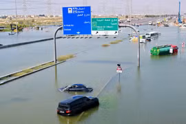 Có phải việc tạo mây đã gây ra trận lụt lịch sử ở UAE và Oman?