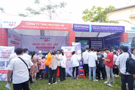 Hà Nam: Hơn 1.500 học sinh, người lao động tham gia ngày hội Tư vấn hướng nghiệp, tuyển sinh và giải quyết việc làm