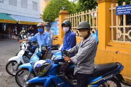 Dự kiến cấp thẻ hành nghề cho xe ôm tại Hà Nội