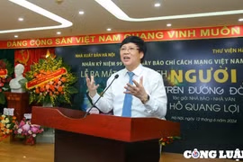 Ra mắt sách “Người trên đường đời” của nhà báo, nhà văn Hồ Quang Lợi