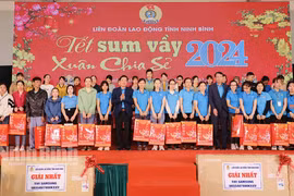 Ninh Bình: Nhiều hoạt động ý nghĩa tại chương trình "Tết sum vầy - Xuân chia sẻ" năm 2024
