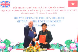 Đối thoại Chính sách Quốc phòng Việt Nam - Vương quốc Anh lần thứ 5