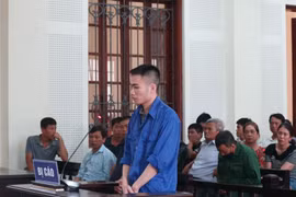 Thua lỗ tiền ảo, nhân viên văn phòng đăng ký đất đai 'tung chiêu' lừa đảo tiền tỷ