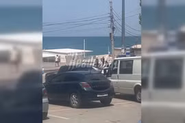 Ukraine phóng tên lửa do Mỹ cung cấp vào bãi biển Crimea, hơn 100 người thương vong