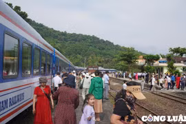 Hè 2024, du lịch bằng đường sắt tăng vọt