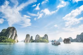 Vịnh Hạ Long - Quần đảo Cát Bà được công nhận là Di sản Địa chất Quốc tế
