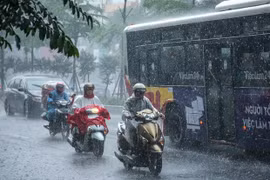 Dự báo thời tiết ngày 26/8: Bắc Bộ giảm mưa, Trung Bộ tiếp tục nắng nóng