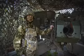 Ukraine nói phá hủy 'siêu tiêm kích' Su-57 sâu trong lãnh thổ Nga