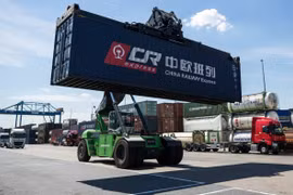 Các công ty châu Âu tăng cường nỗ lực tách khỏi Trung Quốc