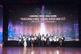 Tạp chí Thương hiệu và Sản phẩm vinh danh các thương hiệu vàng thời đại số lần thứ nhất