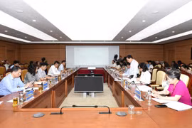 Vướng giải phóng mặt bằng, chậm đấu thầu khiến giải ngân đầu tư công "chậm" hiệu quả