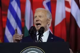 Tổng thống Biden thể hiện sự mạnh mẽ tại Hội nghị Thượng đỉnh NATO
