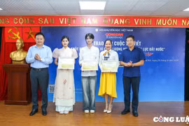 Trao giải cuộc thi viết "Sức khỏe học đường - vì chất lượng nguồn nhân lực đất nước"