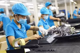Tiếp tục rà soát để sửa đổi hoặc bãi bỏ ưu đãi thuế không còn phù hợp