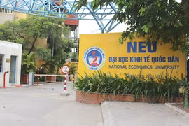 Tổng thu của Trường Đại học Kinh tế Quốc dân tăng mạnh: Mừng hay lo?