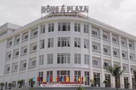 Khách sạn Đông Á (DAH) và 'mối liên hệ' của lãnh đạo trong thương vụ chuyển nhượng cổ phần công ty con