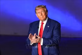 Ông Trump đang kiện những công ty truyền thông nào?
