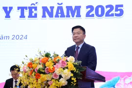 Bộ Y tế cần quan tâm hơn nữa đến công tác xây dựng, hoàn thiện thể chế