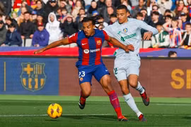 Đánh bại Getafe, Barca hiên ngang chiếm ngôi nhì bảng của Girona