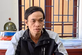 Thừa Thiên Huế: Khởi tố đối tượng mới ra tù, lại cầm dao cứa cổ cha đẻ của mình