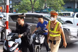 Hà Nội: Hiệu quả từ 5 tổ công tác “đặc biệt” xử lý vi phạm trật tự, an toàn giao thông