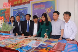 Hội báo Xuân Giáp Thìn: Báo chí Thanh Hóa - Chuyên nghiệp - Nhân văn - Hiện đại