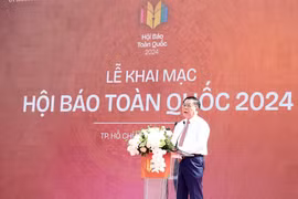 Báo chí phải thực sự trở thành cầu nối giữa Đảng, Nhà nước với nhân dân