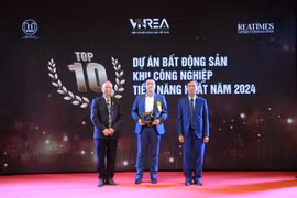 ROX Living nhận cú đúp giải thưởng Thương hiệu BĐS dẫn đầu 2023 - 2024